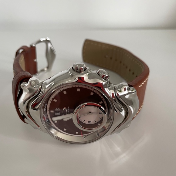 Oakley Judge II GMT Swiss Watch, Sapphire Crystal and Brown Leather Strap - Picture 12 of 12